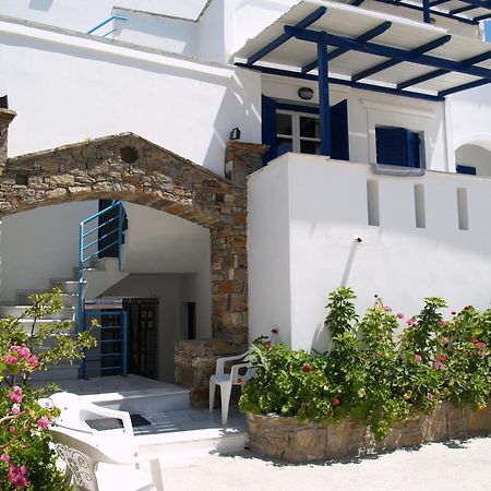 Flora Apartments&Studios Agia Anna  Exterior foto